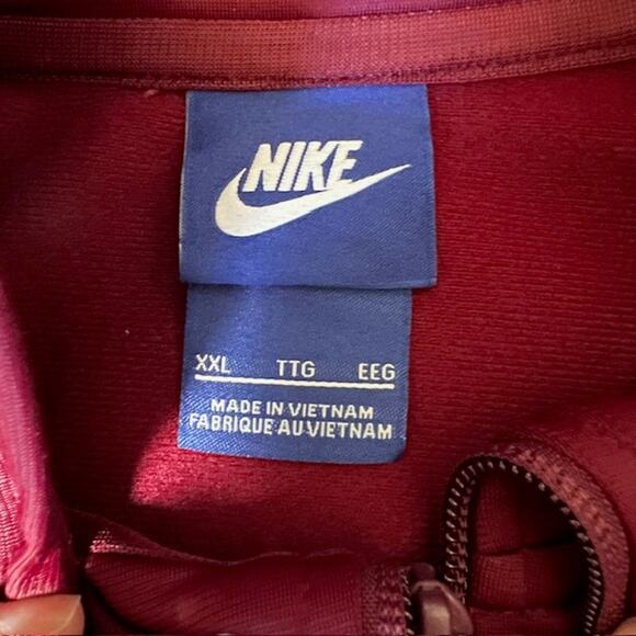 NWT Nike FCB Barcelona Soccer Full Zip Track Jacket Mens XXL Maroon 2018 Graphic - Picture 3 of 10